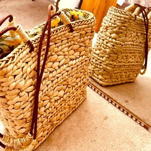 It’s a beautiful Zara wicker bag. Great for summer and vacay destinations 👜